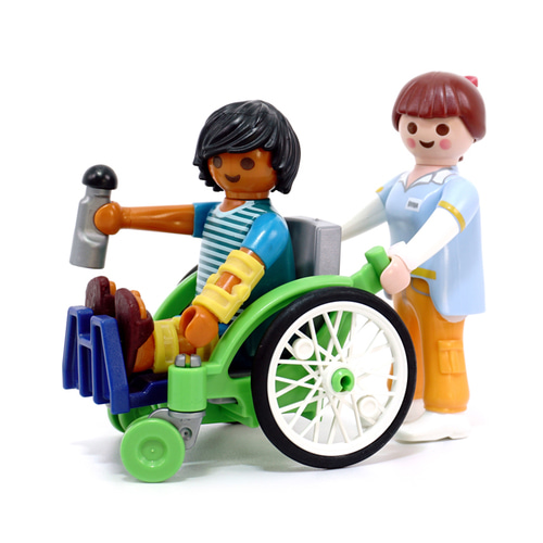 플레이모빌 휠체어 탄 환자(70193) by 공식수입원 (주)아이큐박스